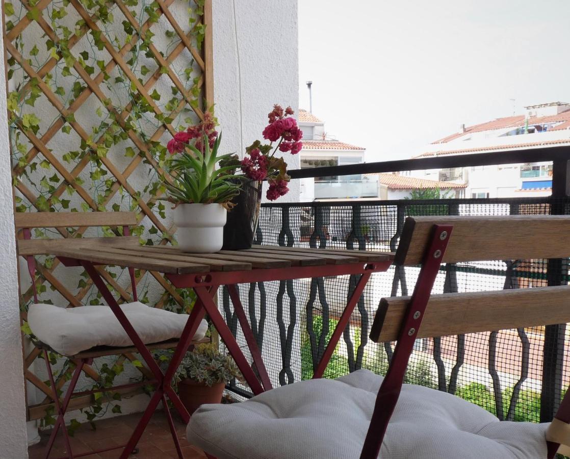 Apartamento Dayok Costa Barcelona Apartment Malgrat de Mar Exterior photo